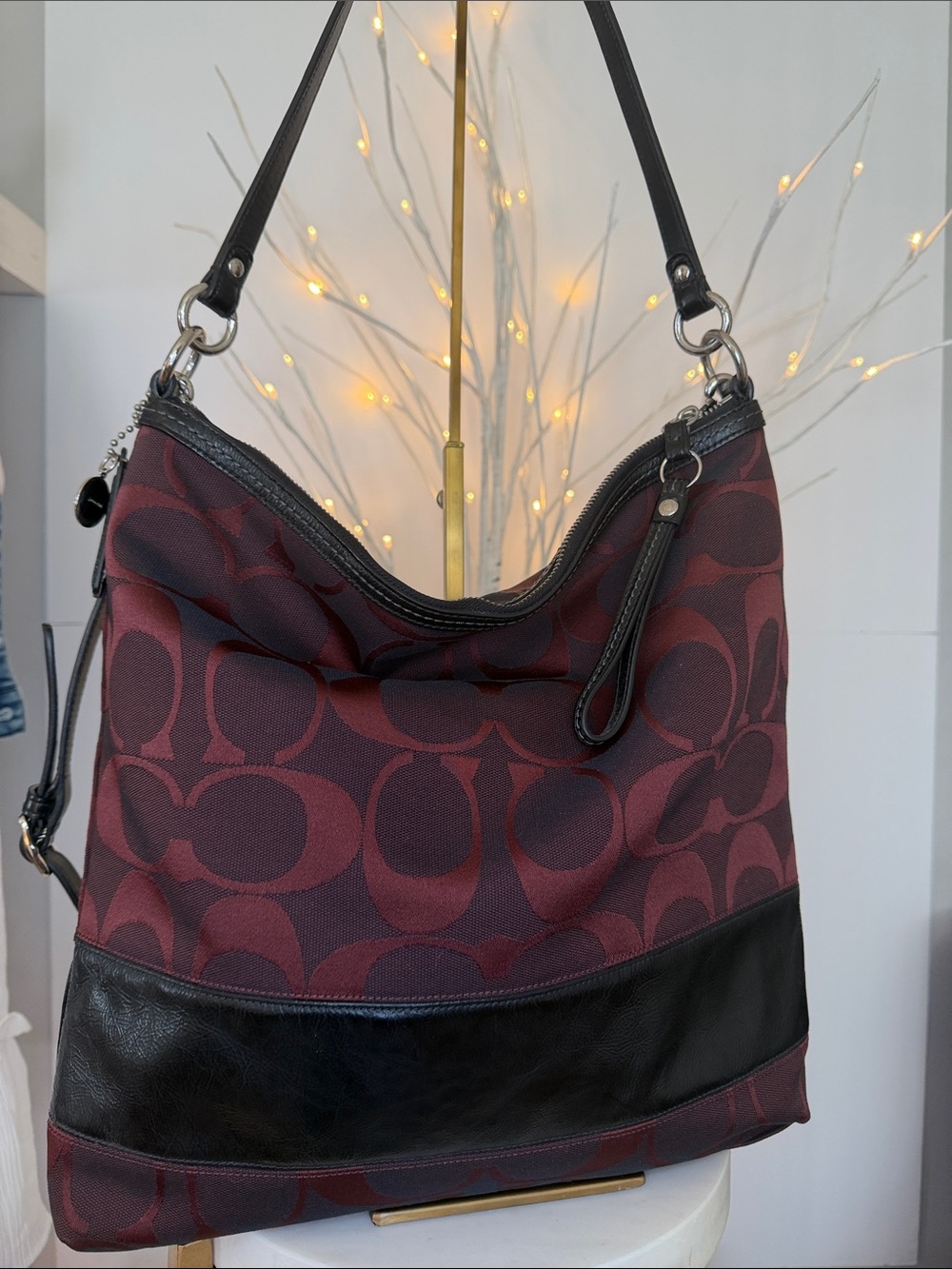 Coach EUC signature legacy convertible hobo bag W/2 hang tags & 2 straps rem - Picture 2 of 15